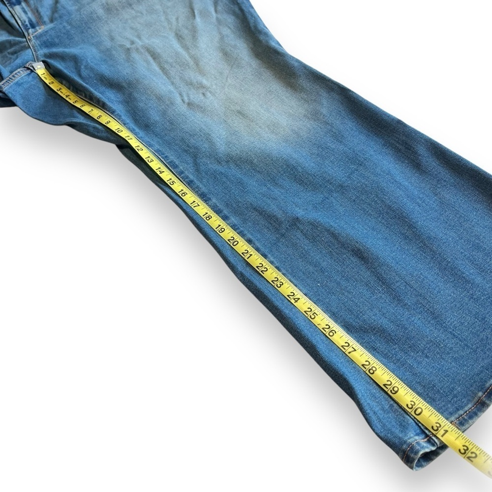 Old Navy Kicker Bootcut Jeans 30 Plus Size New Blue Jeans Boot Cut - Picture 6 of 10
